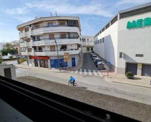 Vista exterior de Pis en venda en Salobreña