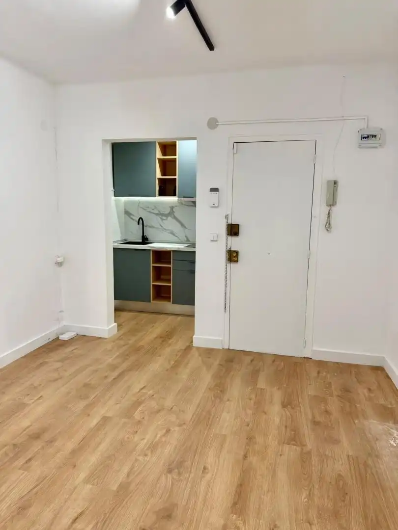 Cuina de Pis en venda en Pineda de Mar amb Parquet i Balcó