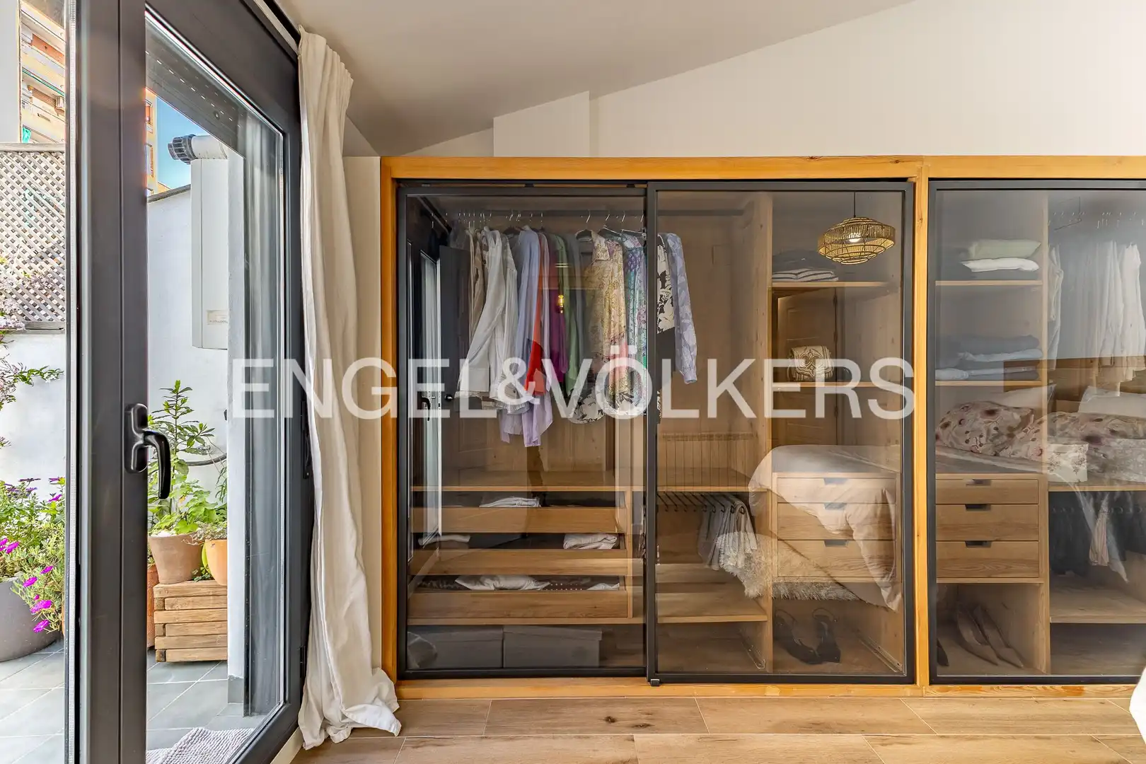 Habitación de Dúplex en venta en Rubí con Calefacción, Parquet y Terraza
