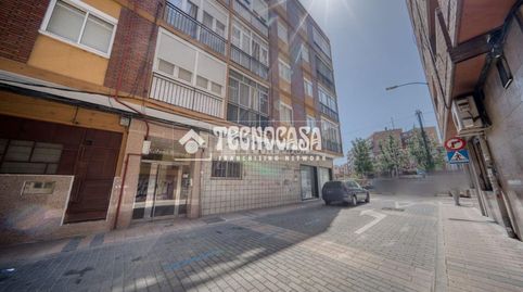 Foto 2 de Piso en venta en Circular, Valladolid Capital