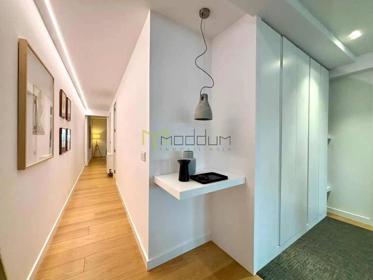 Maisonette zum Verkauf in Santiago de Compostela  mit Heizung, Abstellraum und Möbliert