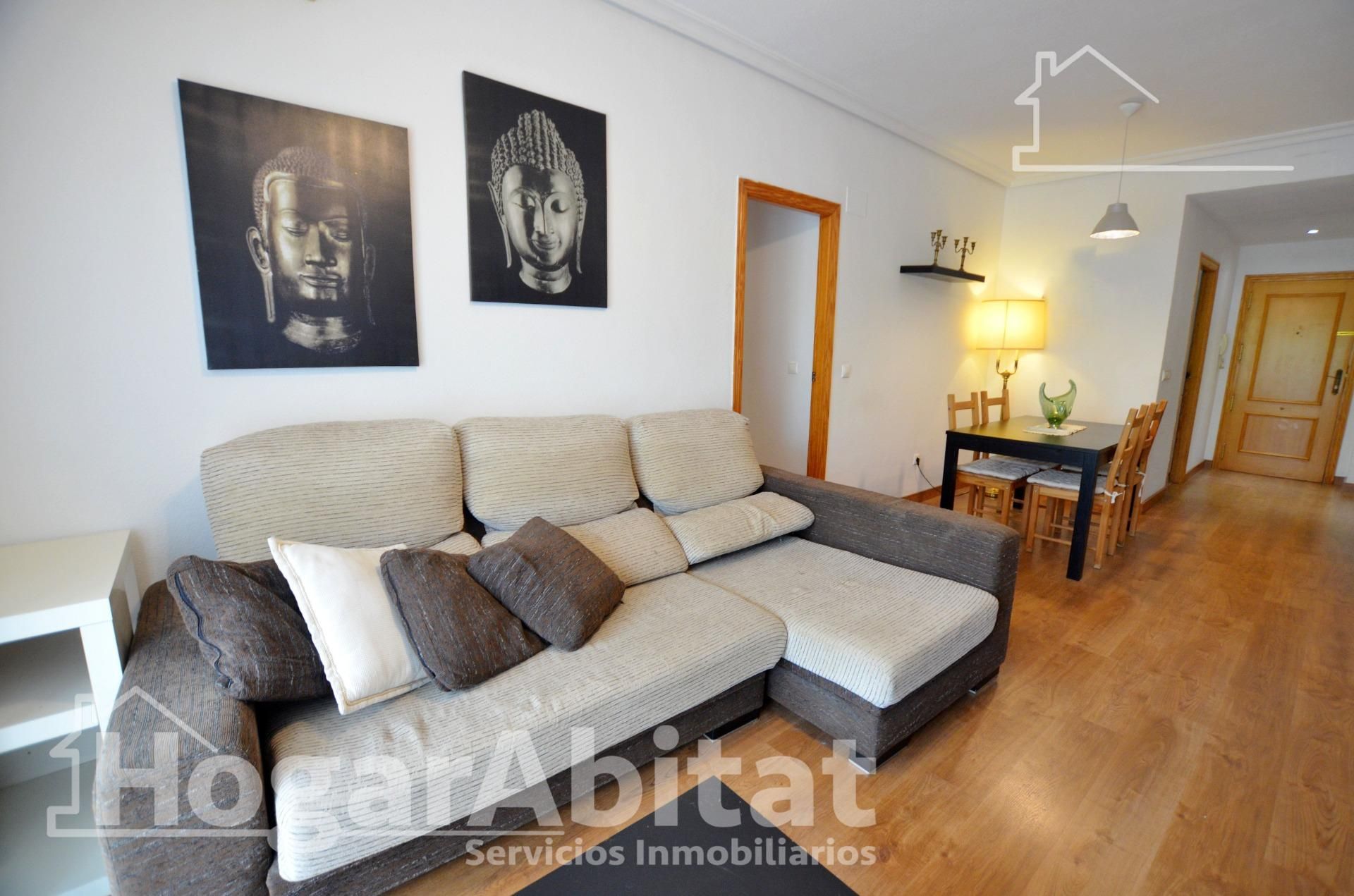 Living room of Flat for sale in Alicante / Alacant  with Air Conditioner, Parquet flooring and Balcony