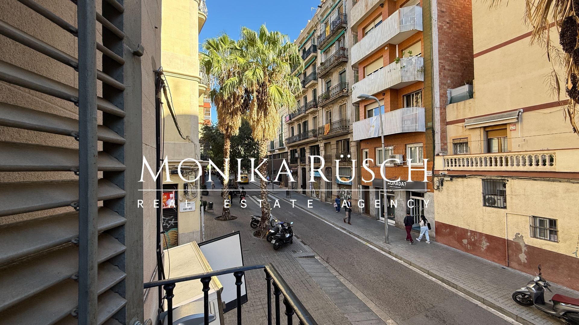 Vista exterior de Pis en venda en  Barcelona Capital amb Aire condicionat