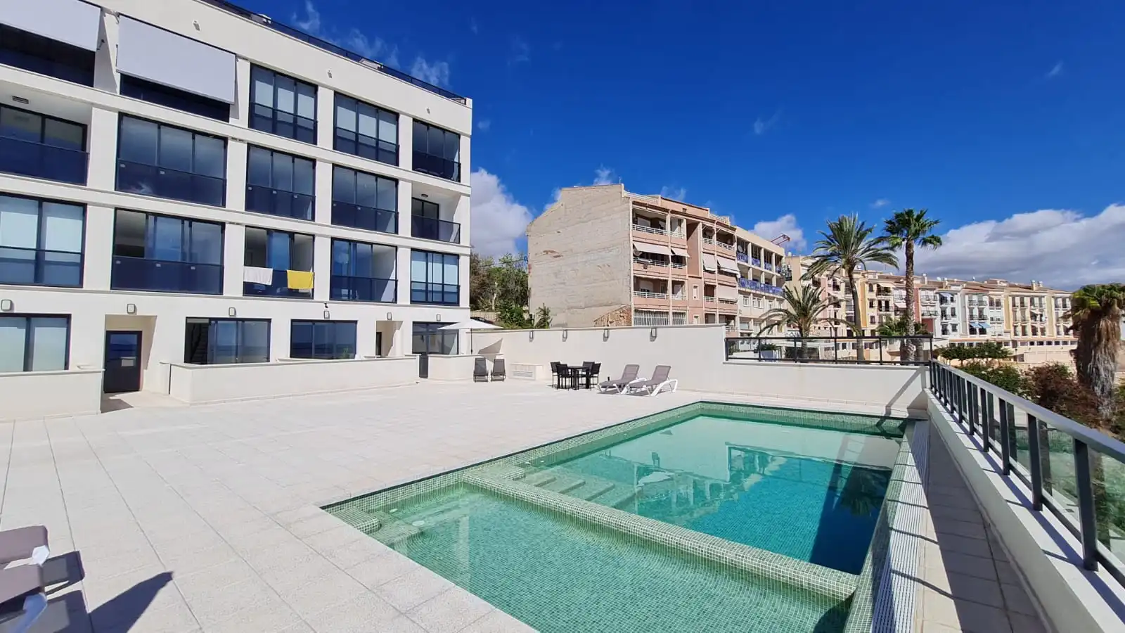 Apartment mit Pool zum Verkauf in Poble Nou - Montiboli
