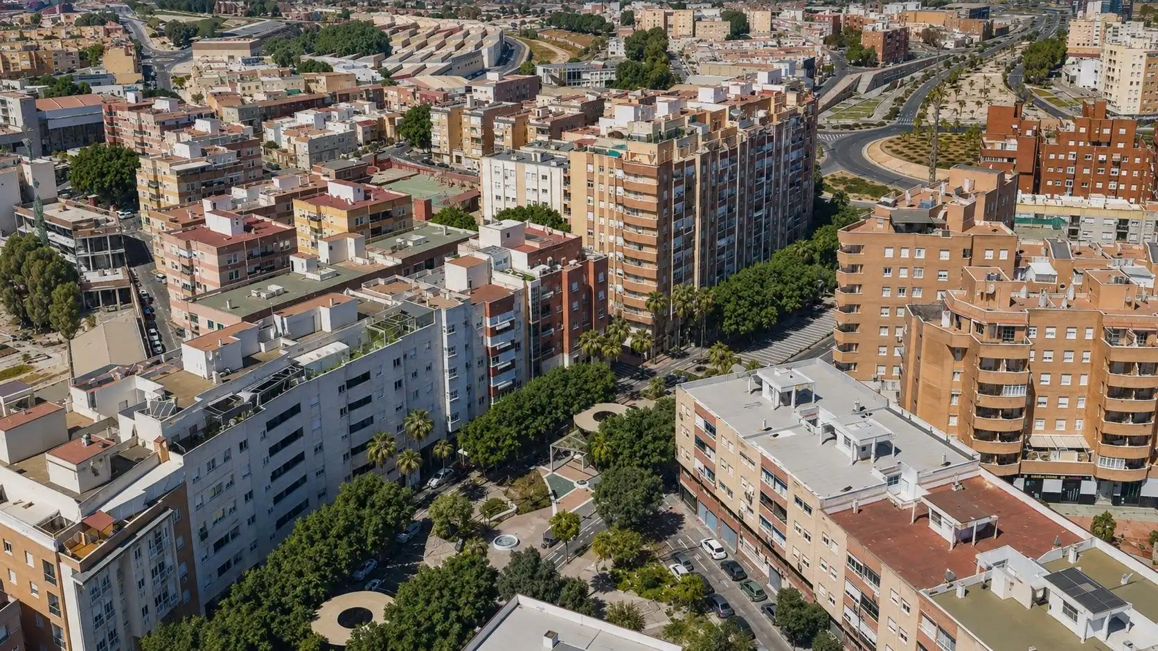 Vista exterior de Pis en venda en Almería amb Aire condicionat i Moblat