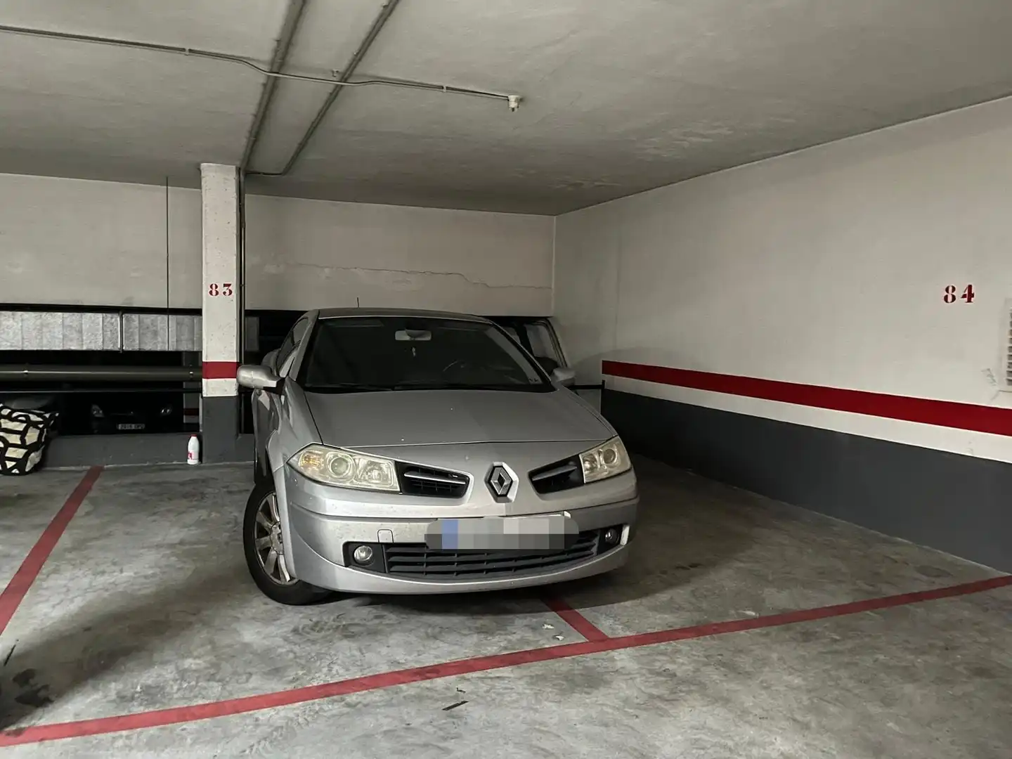 Aparcament de Garatge en venda en Oleiros