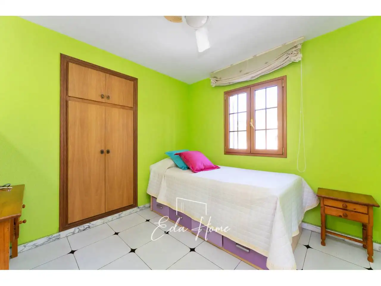 Habitación de Casa o chalet en venta en Canyelles con Aire acondicionado, Calefacción y Jardín privado