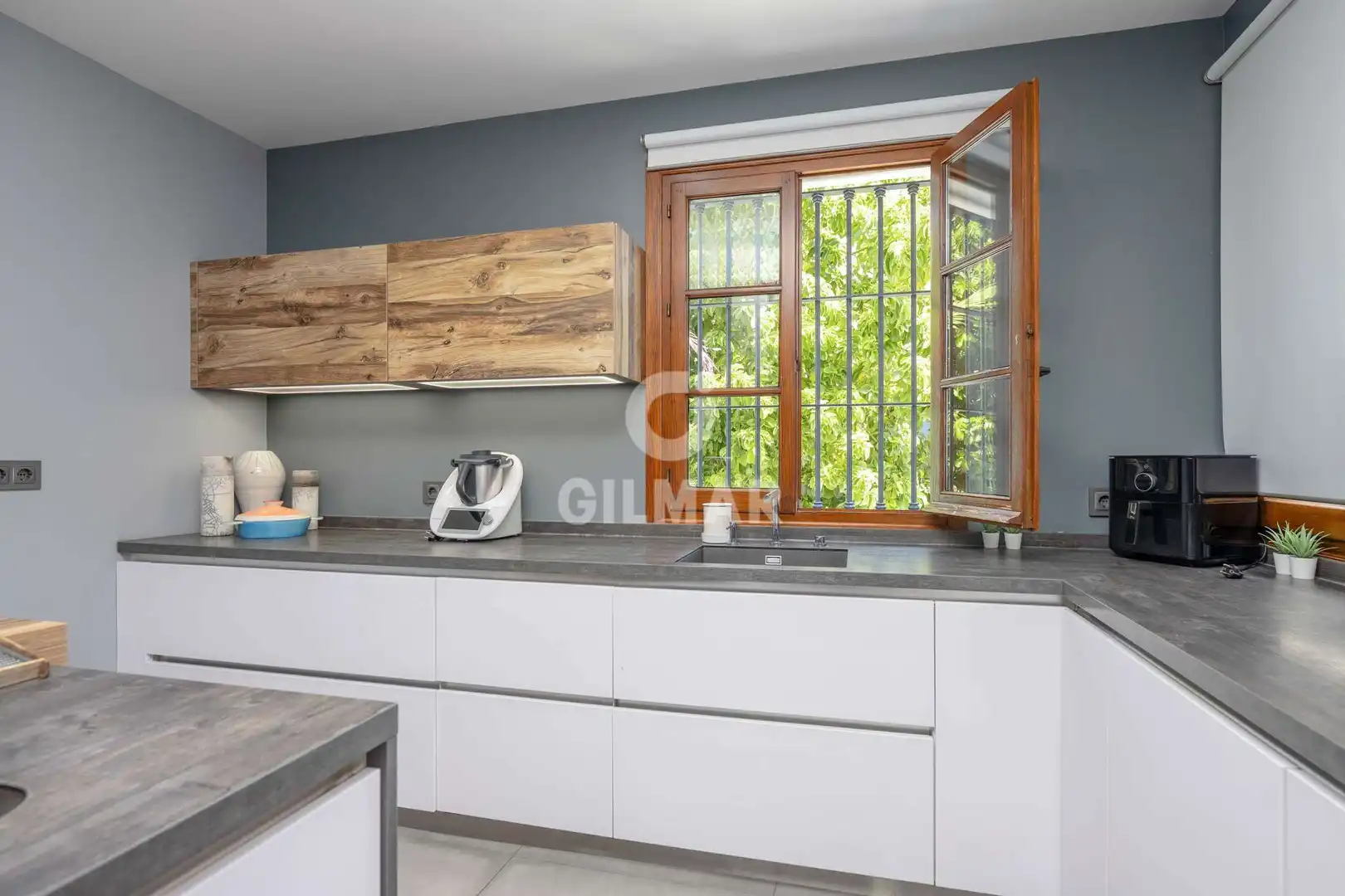 Kitchen of Houses for sale in Jerez de la Frontera  with Heating, Private garden and Swimming Pool