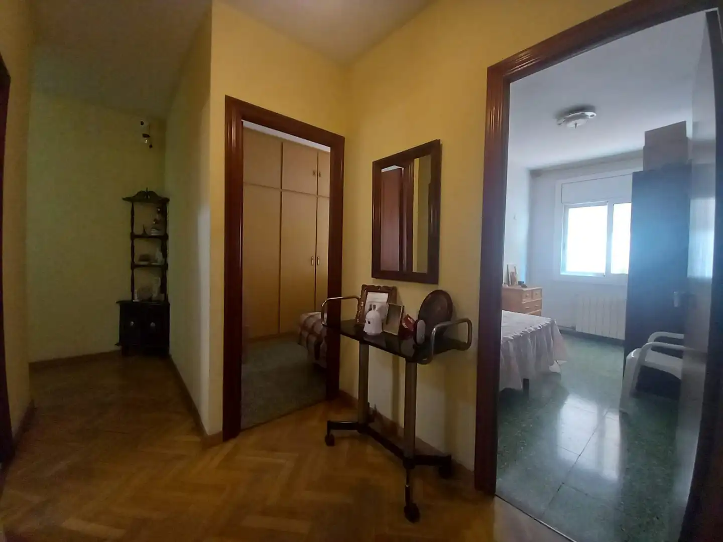 Wohnung zum Verkauf in Badalona mit Klimaanlage, Heizung und Terrasse