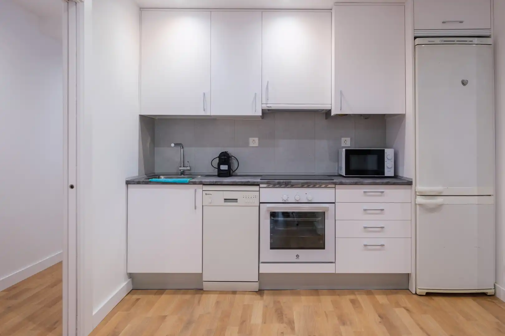 Kitchen of Flat for rent in Zaragoza  with Furnished and Internet