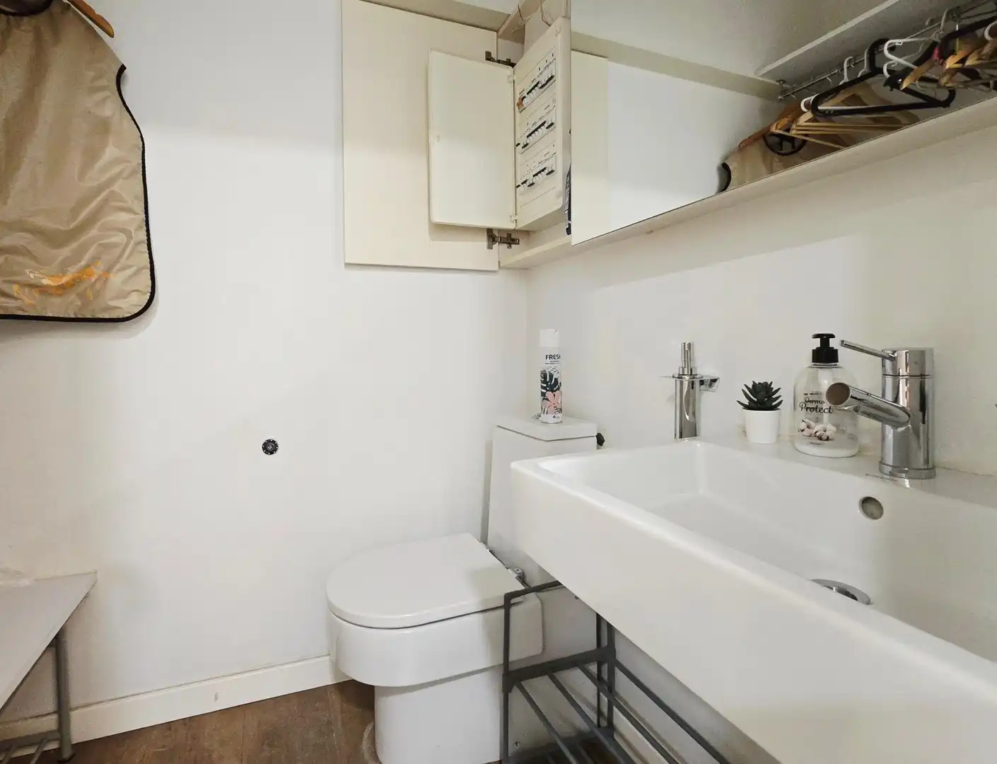 Baño de Local en venta en Sant Cugat del Vallès con Aire acondicionado