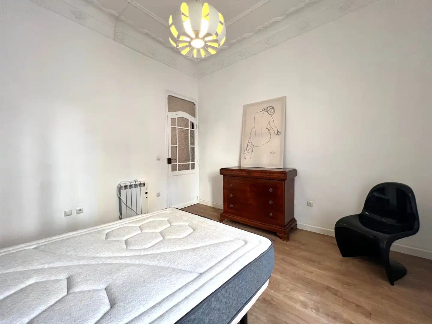 Habitación de Piso de alquiler en Valencia con Aire acondicionado, Calefacción y Amueblado
