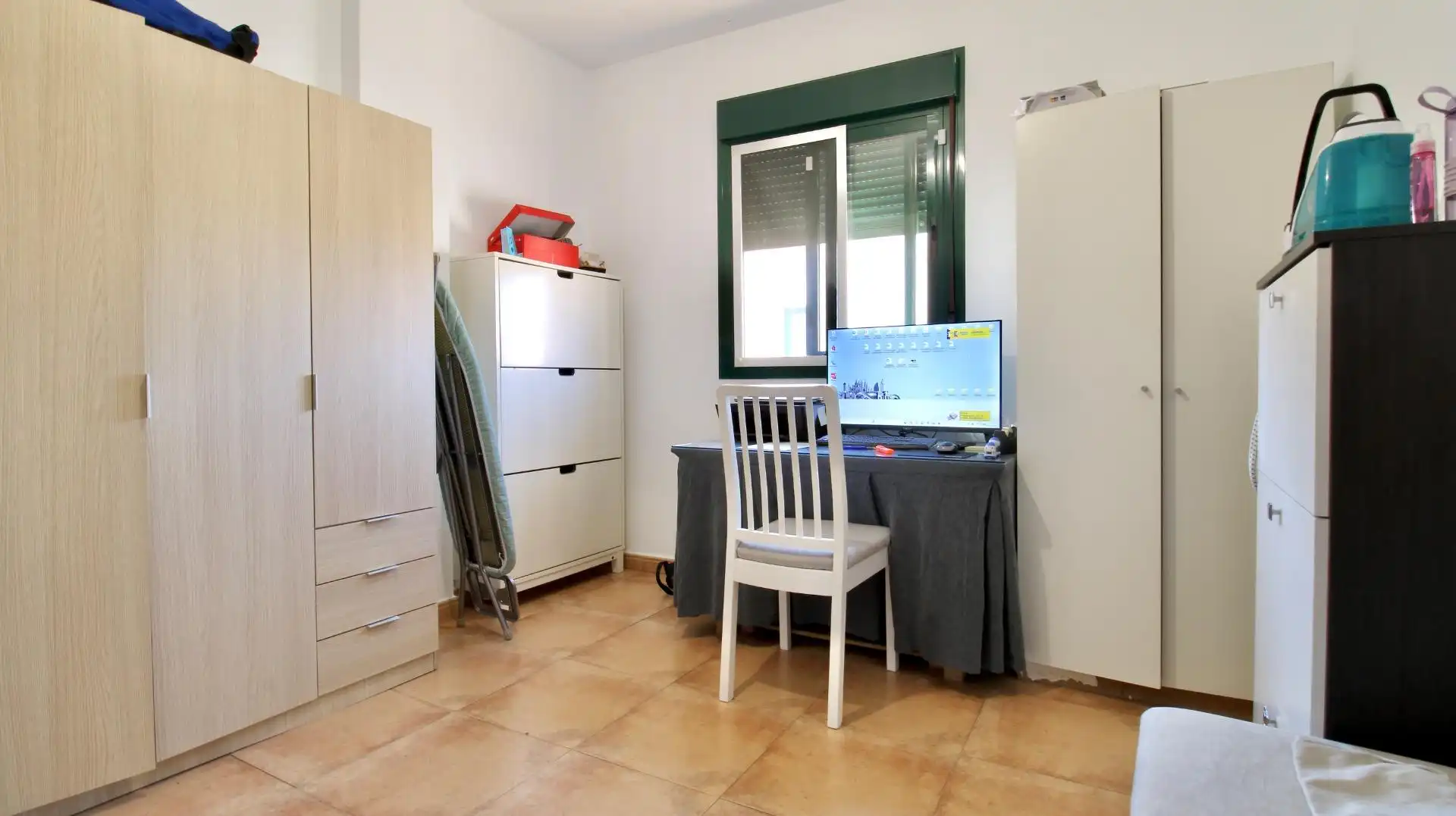 Dormitori de Casa adosada en venda en Alhendín amb Jardí privat i Terrassa