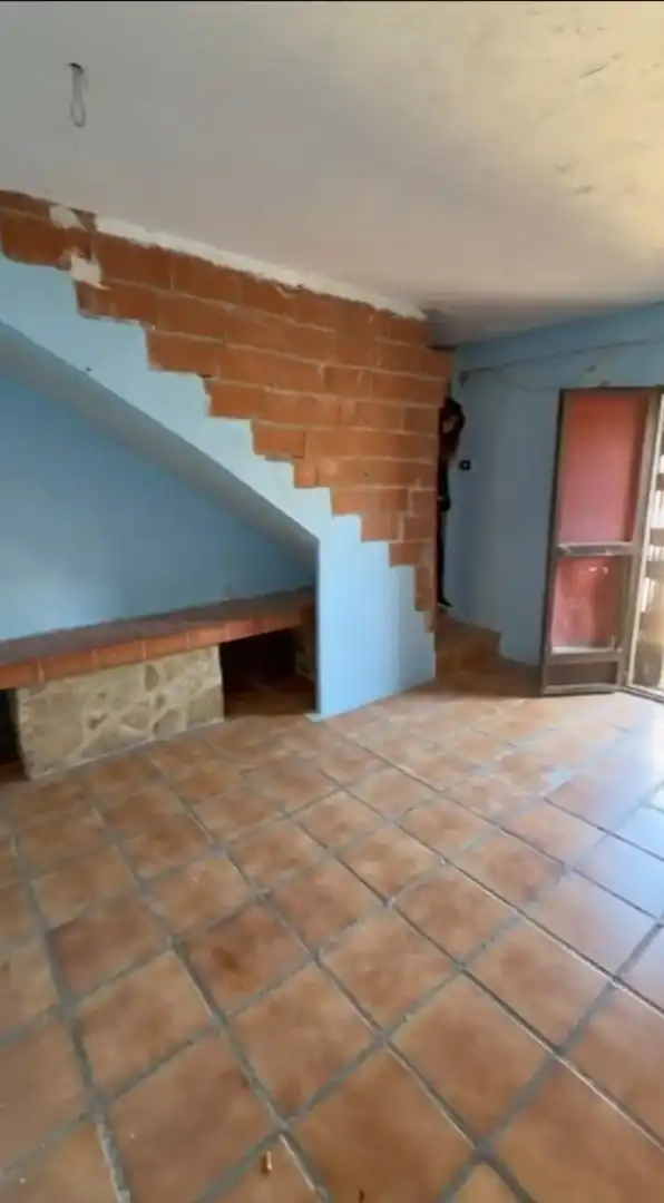 Adossat en venda a Carrer de Santa Bàrbara, imagen 2
