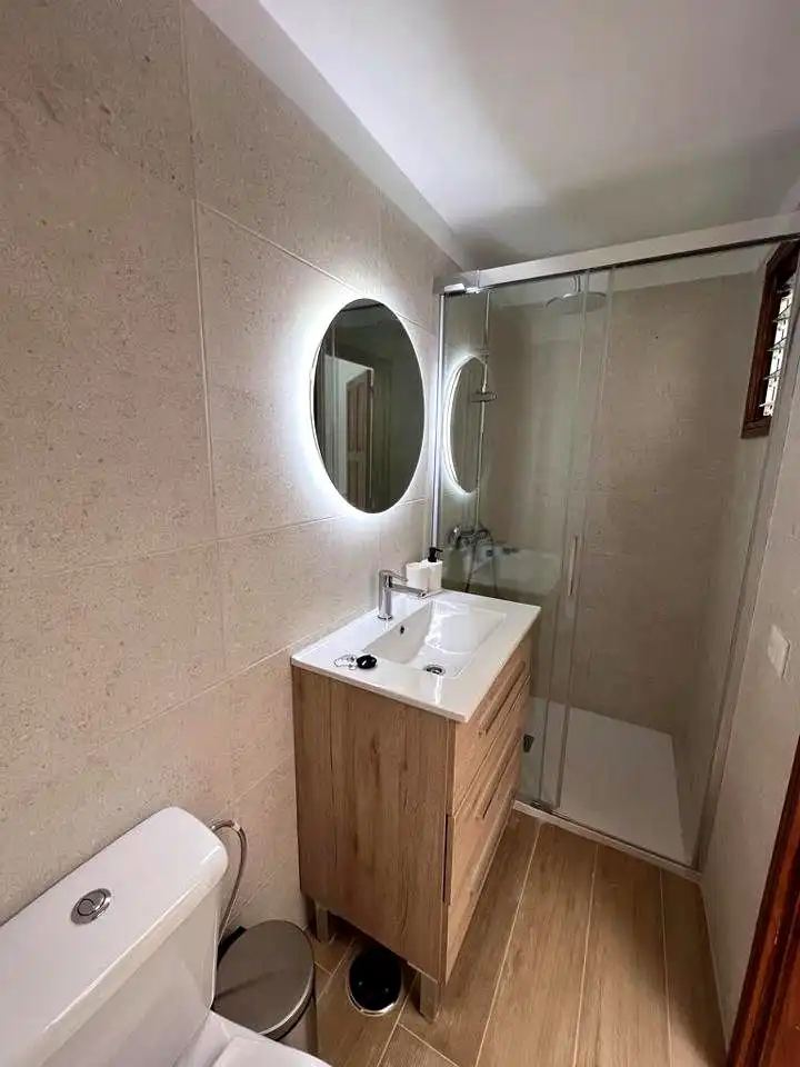 Badezimmer von Wohnung zur untervermieten in San Cristóbal de la Laguna mit Möbliert und Balkon