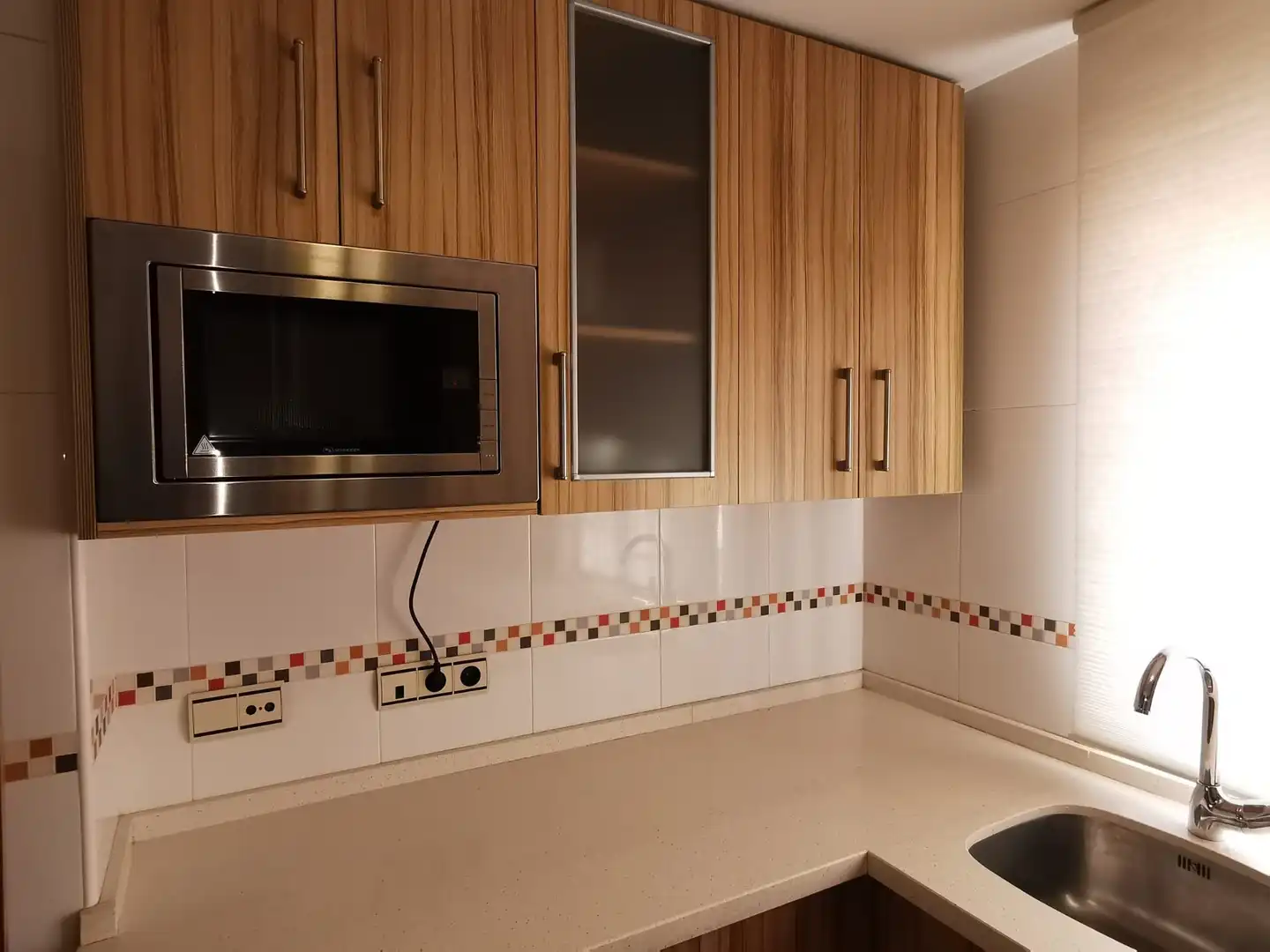 Flat for rent in Calle Madrigal, Camino de Antequera