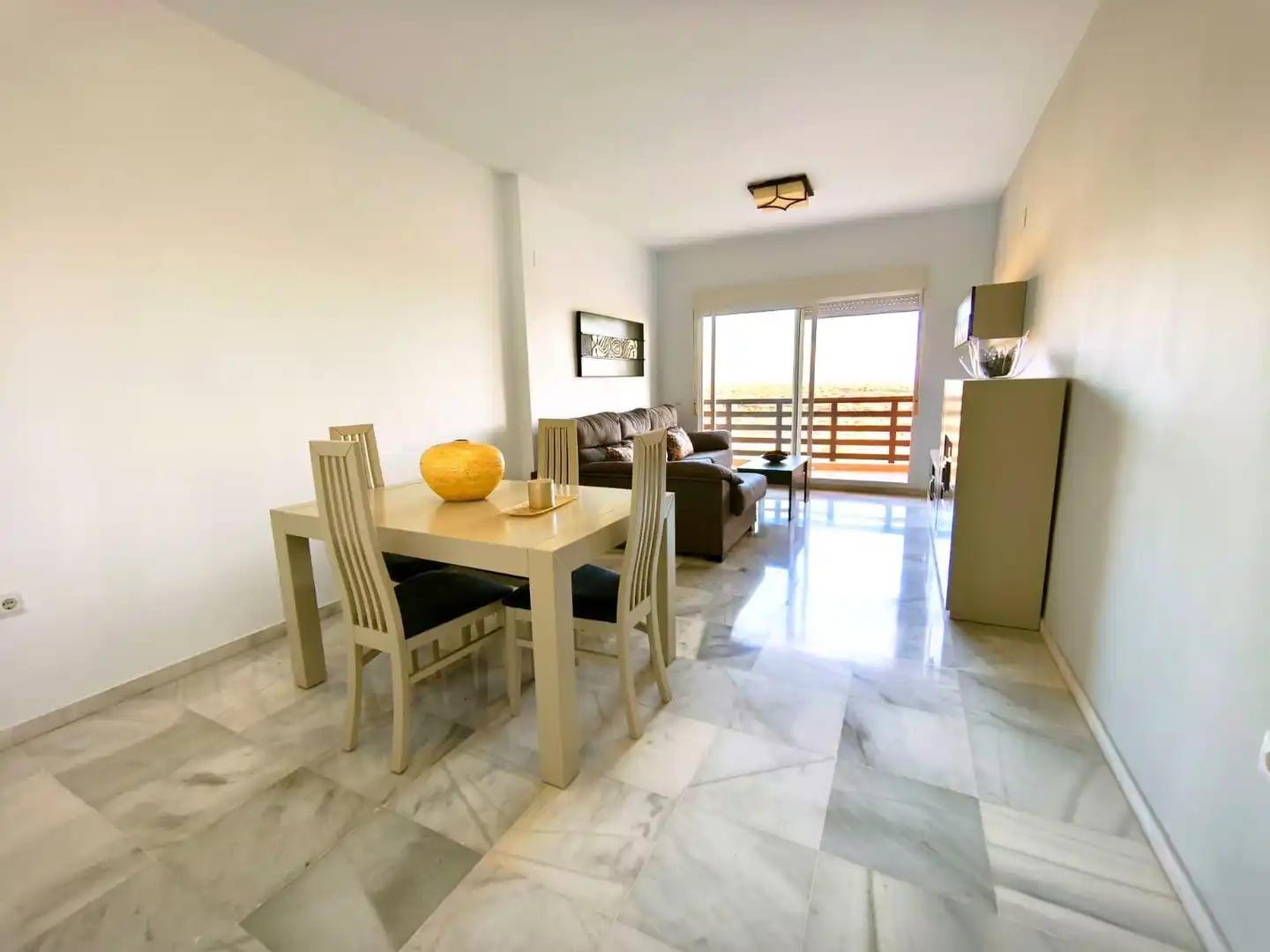 Esszimmer von Wohnung zum Verkauf in  Almería Capital mit Klimaanlage, Privatgarten und Terrasse