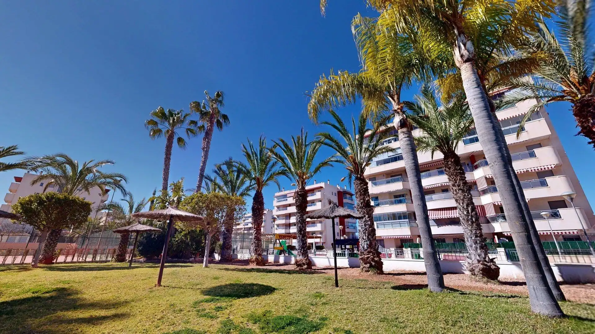 Exterior view of Apartments for rent in Elche / Elx  with Air Conditioner, Heating and Private garden