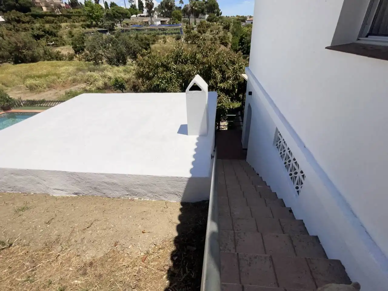 Terrassa de Finca rústica en venda en Estepona amb Aire condicionat, Calefacció i Jardí privat