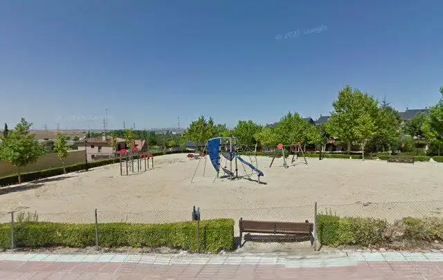 Vista exterior de Piso en venta en Moraleja de Enmedio
