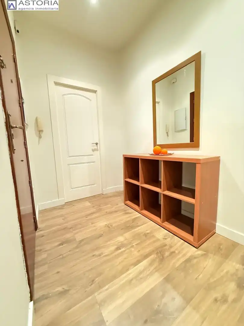Flat for rent in Avenida Avenida Constitución, Plaza de Toros