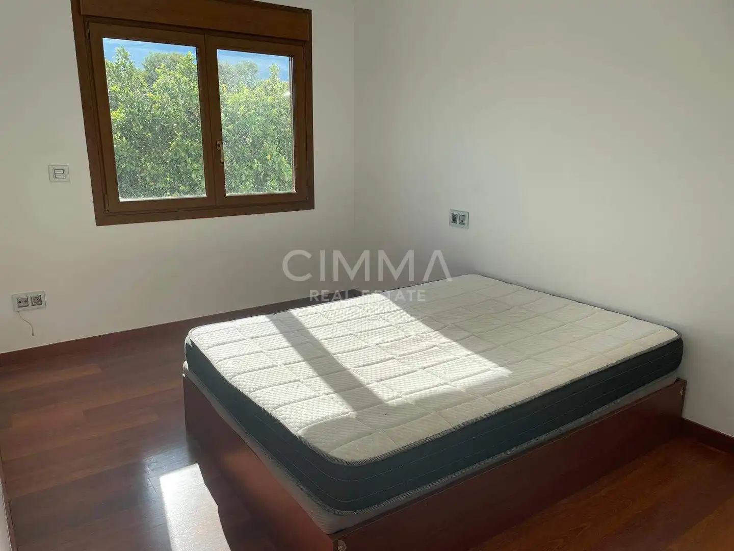 Habitación de Casa o chalet en venta en La Nucia con Aire acondicionado, Calefacción y Jardín privado