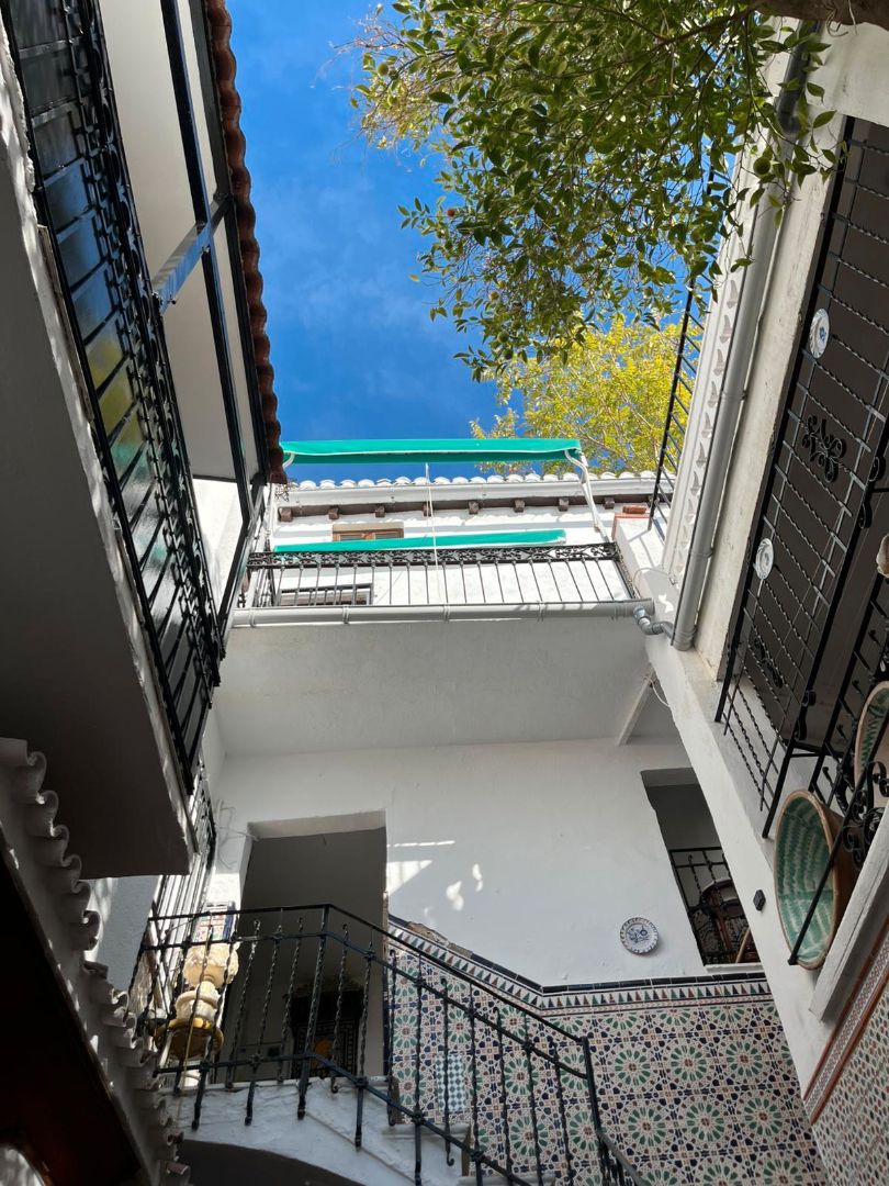 Exterior view of Attic to rent in  Granada Capital  with Terrace, Furnished and Oven