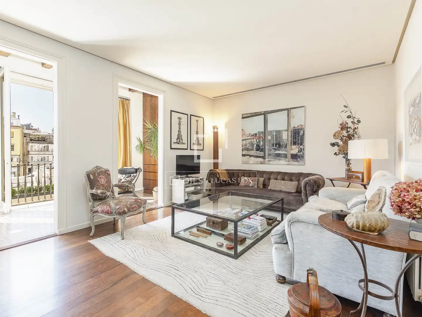 Wohnzimmer von Wohnung zum Verkauf in Barcelona mit Klimaanlage, Heizung und Terrasse