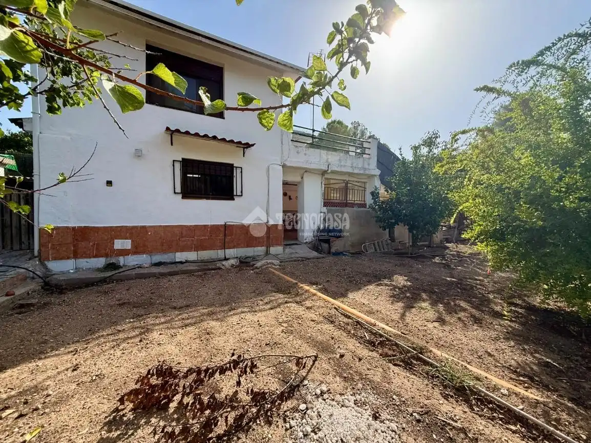 Casa o chalet en venta en Vilanova i la Geltrú con Aire acondicionado, Terraza y Piscina