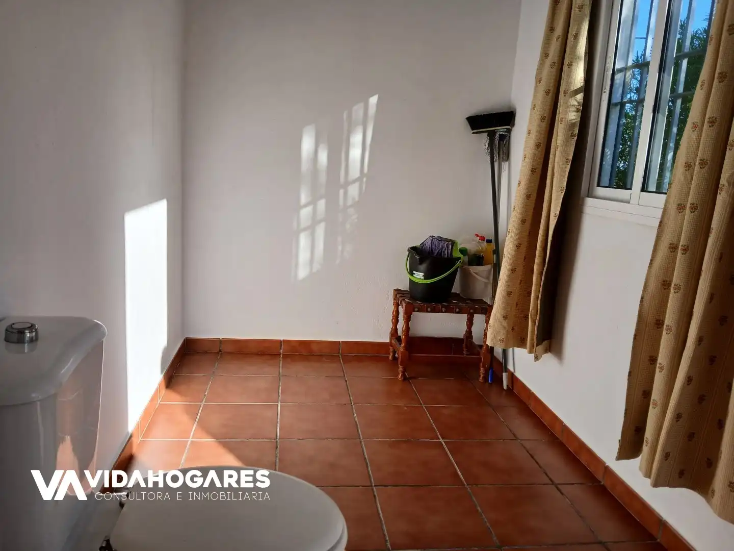 Dormitori de Finca rústica en venda en Rota