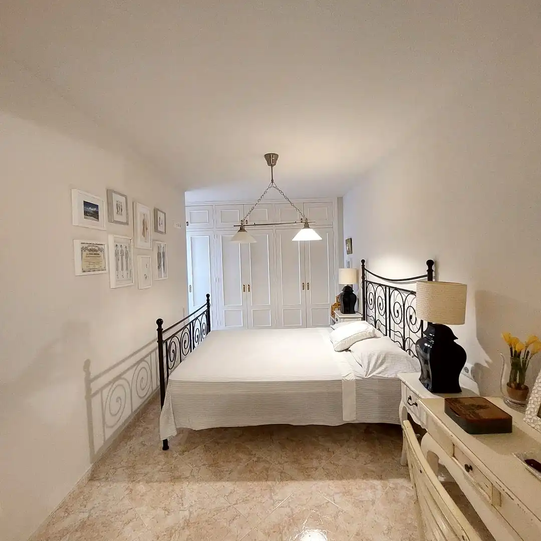 Schlafzimmer von Wohnung zum Verkauf in Ciutadella de Menorca mit Klimaanlage, Möbliert und Ofen