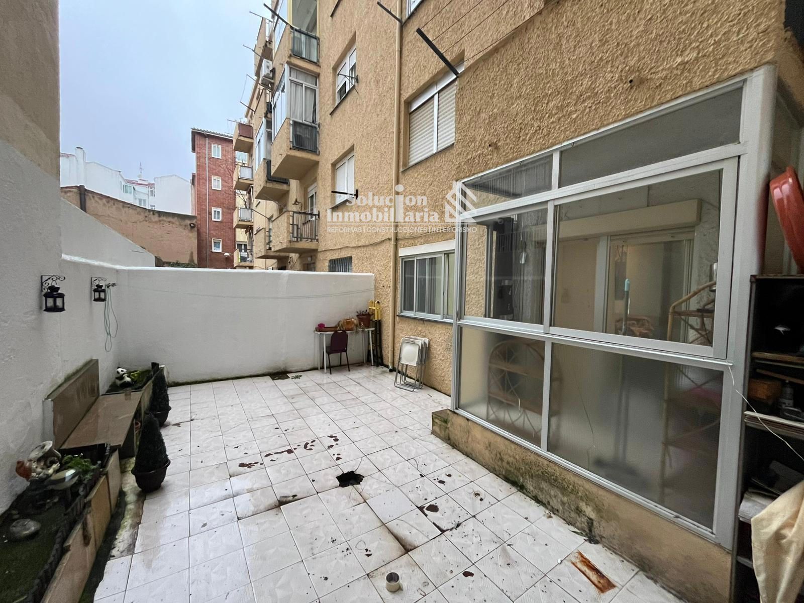 Vista exterior de Piso en venta en Salamanca Capital con Calefacción y Amueblado