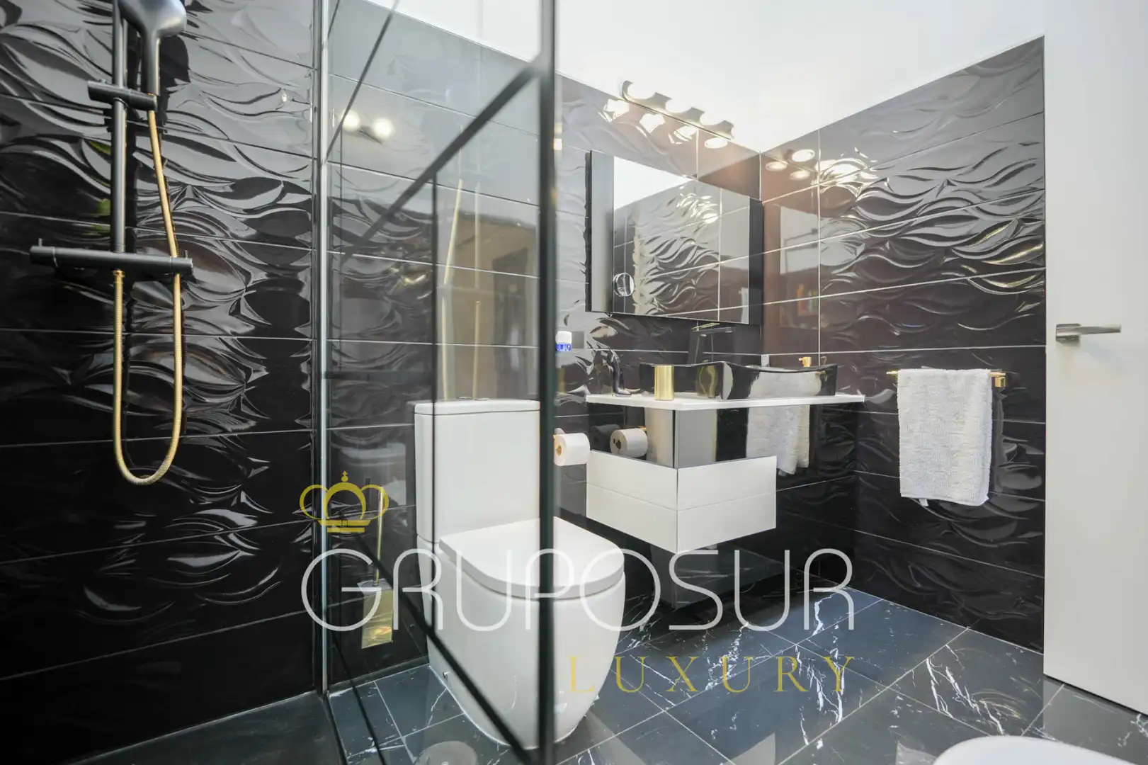 Bathroom of Detached homes for sale in Viana de Cega  with Air Conditioner, Heating and Parquet flooring