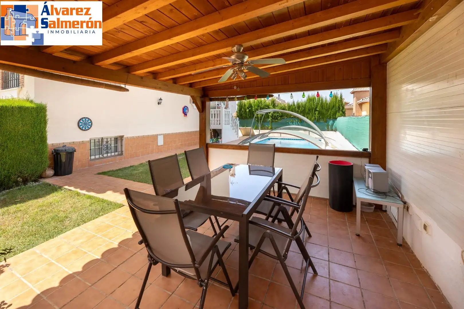 Jardín de Casa o chalet en venta en Huétor Vega con Aire acondicionado, Calefacción y Jardín privado