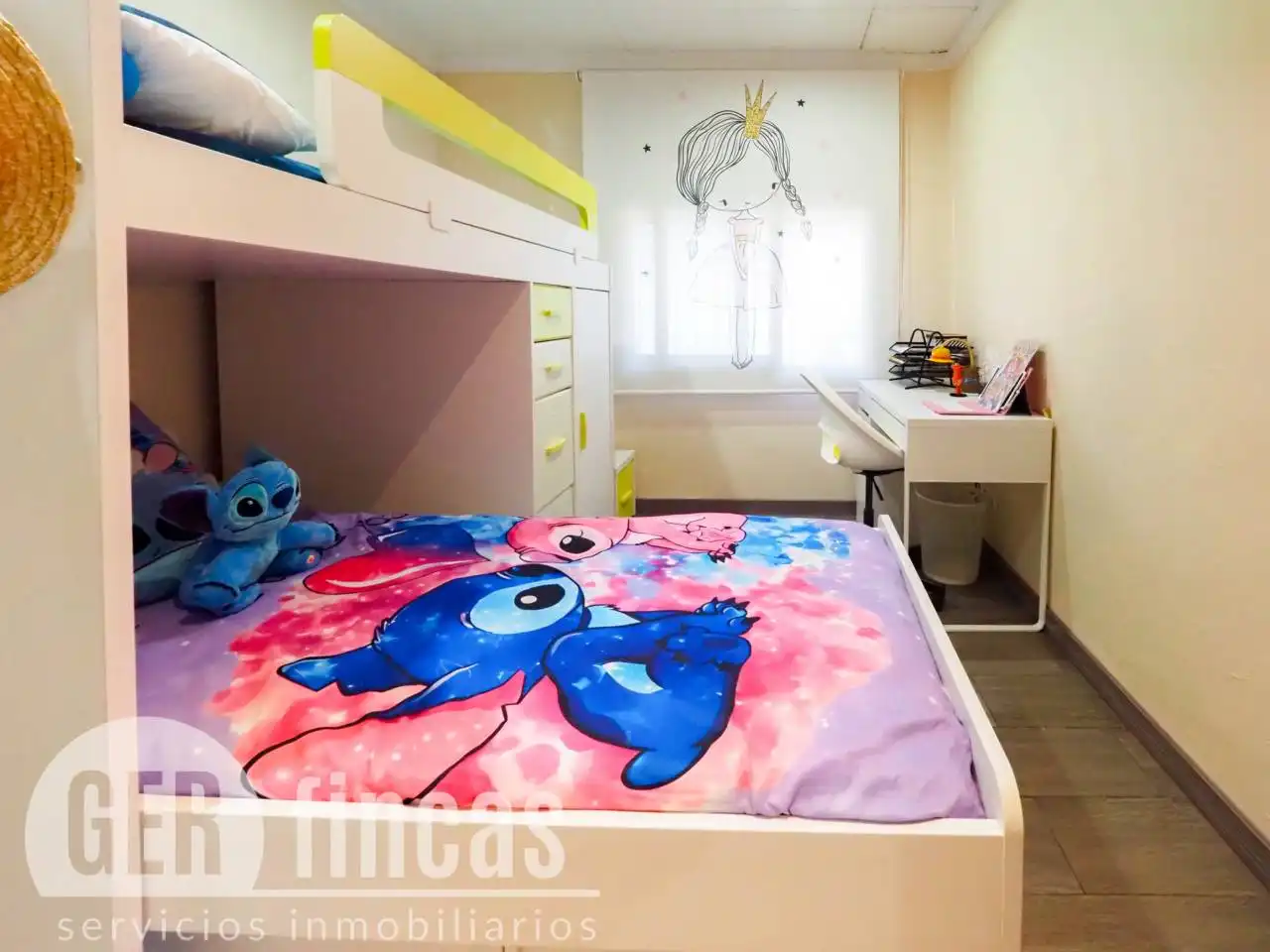 Habitación de Casa o chalet en venta en Terrassa con Aire acondicionado, Calefacción y Jardín privado