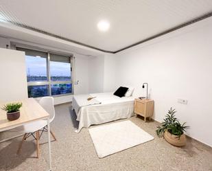 Bedroom of Flat to share in Sagunto / Sagunt