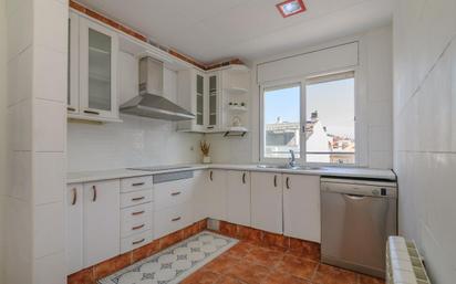 Kitchen of Flat for sale in Sant Joan de Vilatorrada  with Air Conditioner and Heating