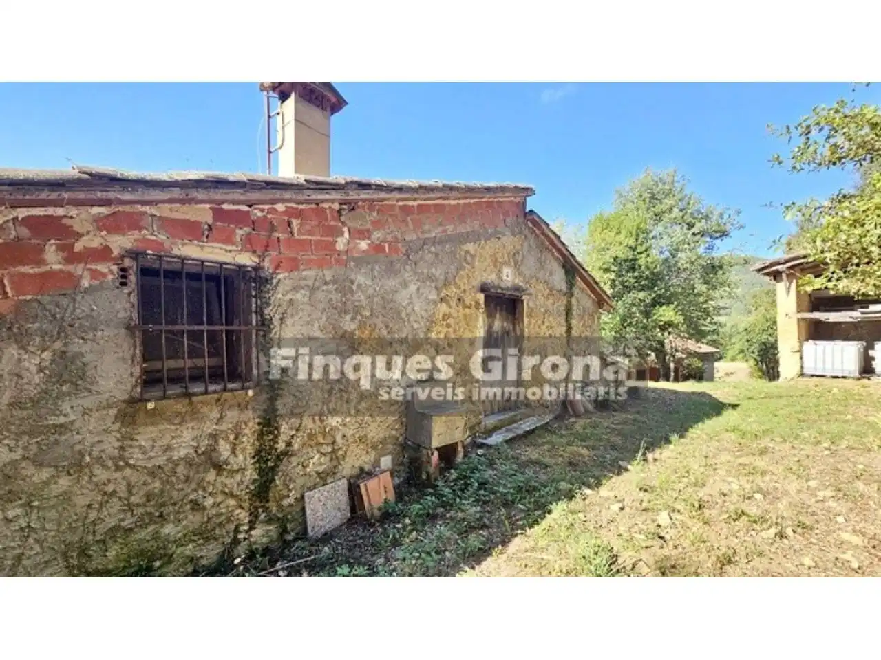 Casa rústica amb jardí en venda a Calle CAN CUCUT, imagen 42