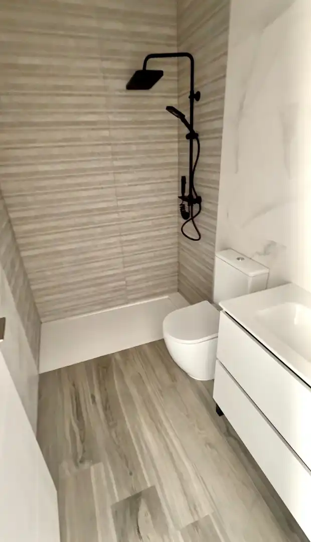 Baño de Casa o chalet en venta en Carranque con Aire acondicionado, Calefacción y Jardín privado