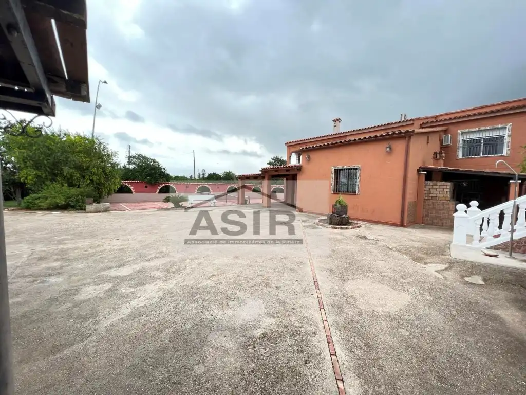 Xalet amb piscina en venda a Casc Urbà, imagen 55