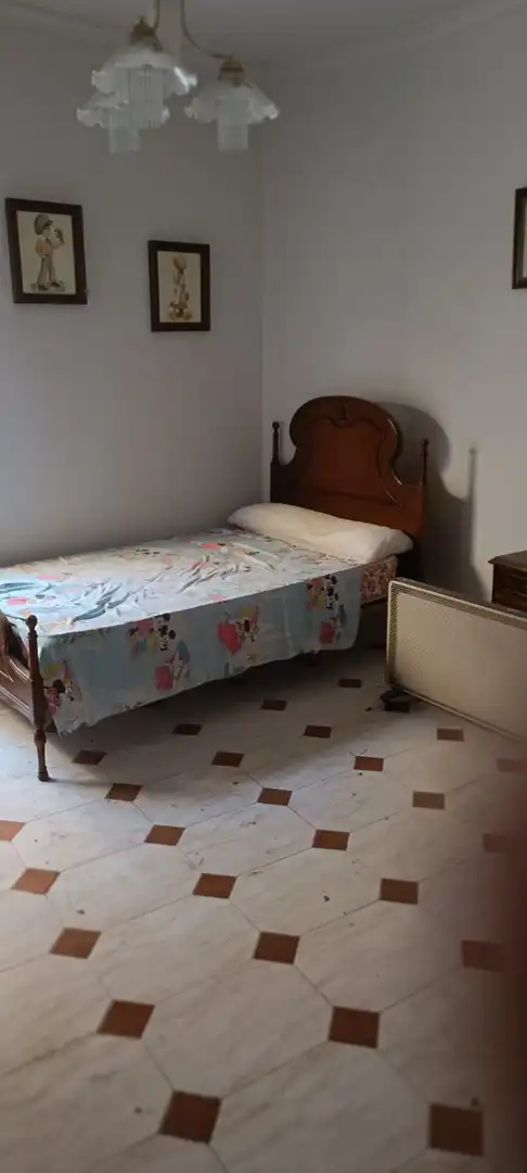 Dormitori de Pis en venda en Honrubia amb Moblat i Balcó