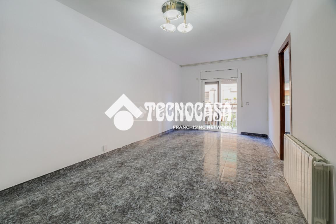 Bedroom of Flat for sale in Sant Adrià de Besòs  with Heating, Terrace and Balcony