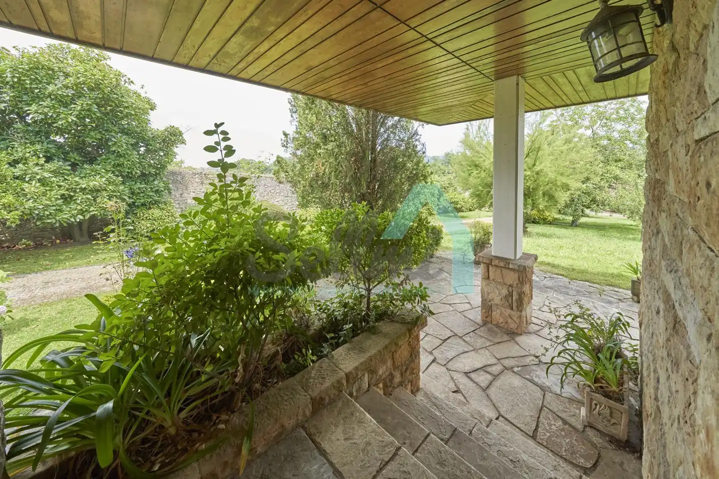 Terrassa de Casa o xalet en venda en Gijón  amb Aire condicionat, Jardí privat i Parquet