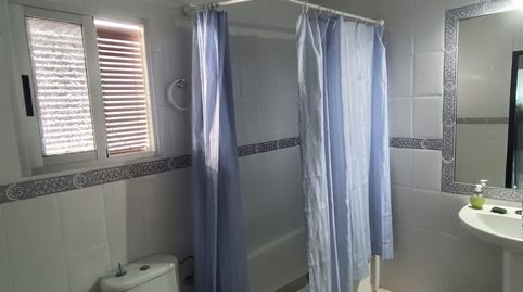 Foto 5 de Casa adosada en venta en Almonte ciudad, Almonte