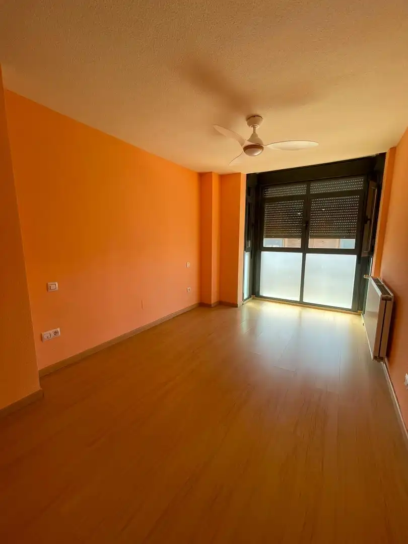Dachboden zur Miete in El Molar (Madrid) mit Heizung, Terrasse und Balkon