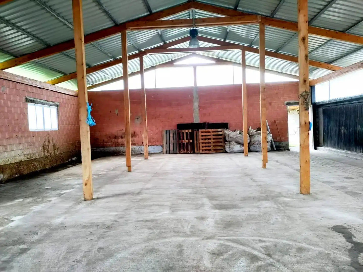 Nave industrial en venta en Arenas de Iguña