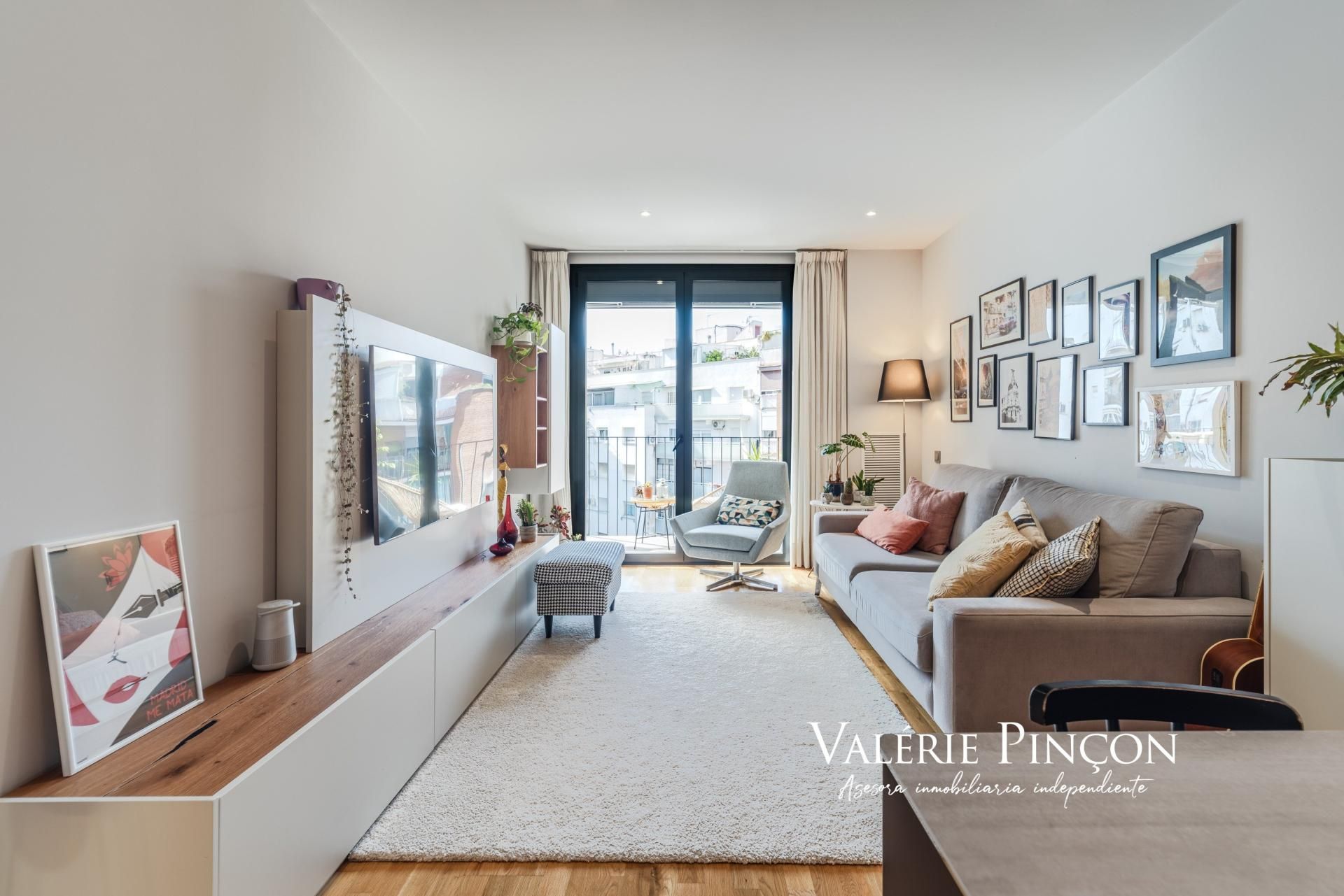 Sala de estar de Ático en venta en  Barcelona Capital con Aire acondicionado, Calefacción y Terraza