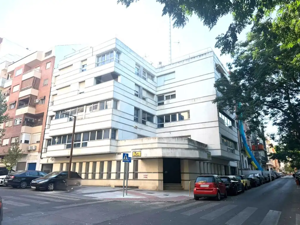 Gewerbefläche zum Verkauf in Plaza Portugal