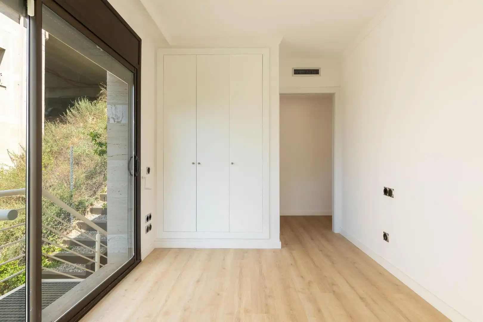 Bedroom of Houses for sale in Sitges  with Air Conditioner, Heating and Parquet flooring