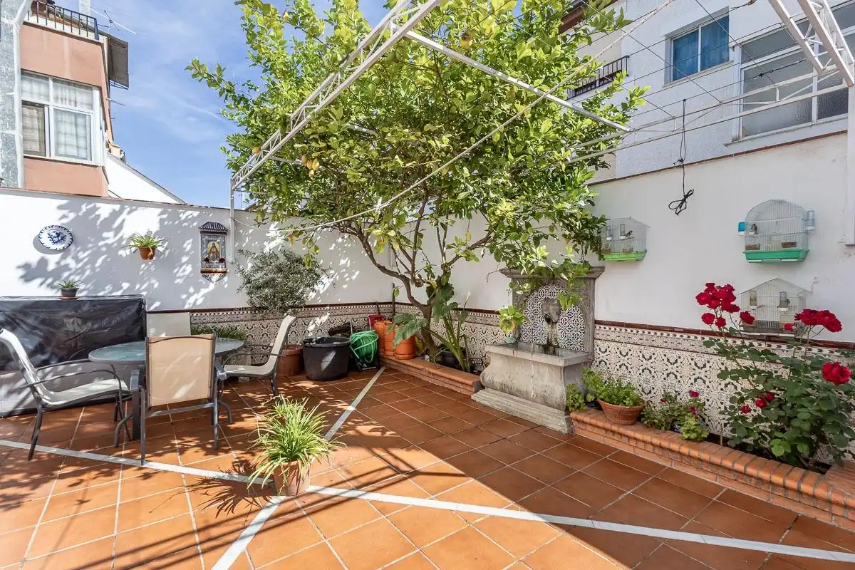 Casa adosada en venta en Calle LA REDONDA, 21, Pinos Puente